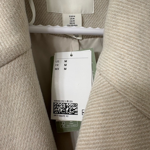 H&M Women’s Beige Trench Coat - Picture 3 of 3